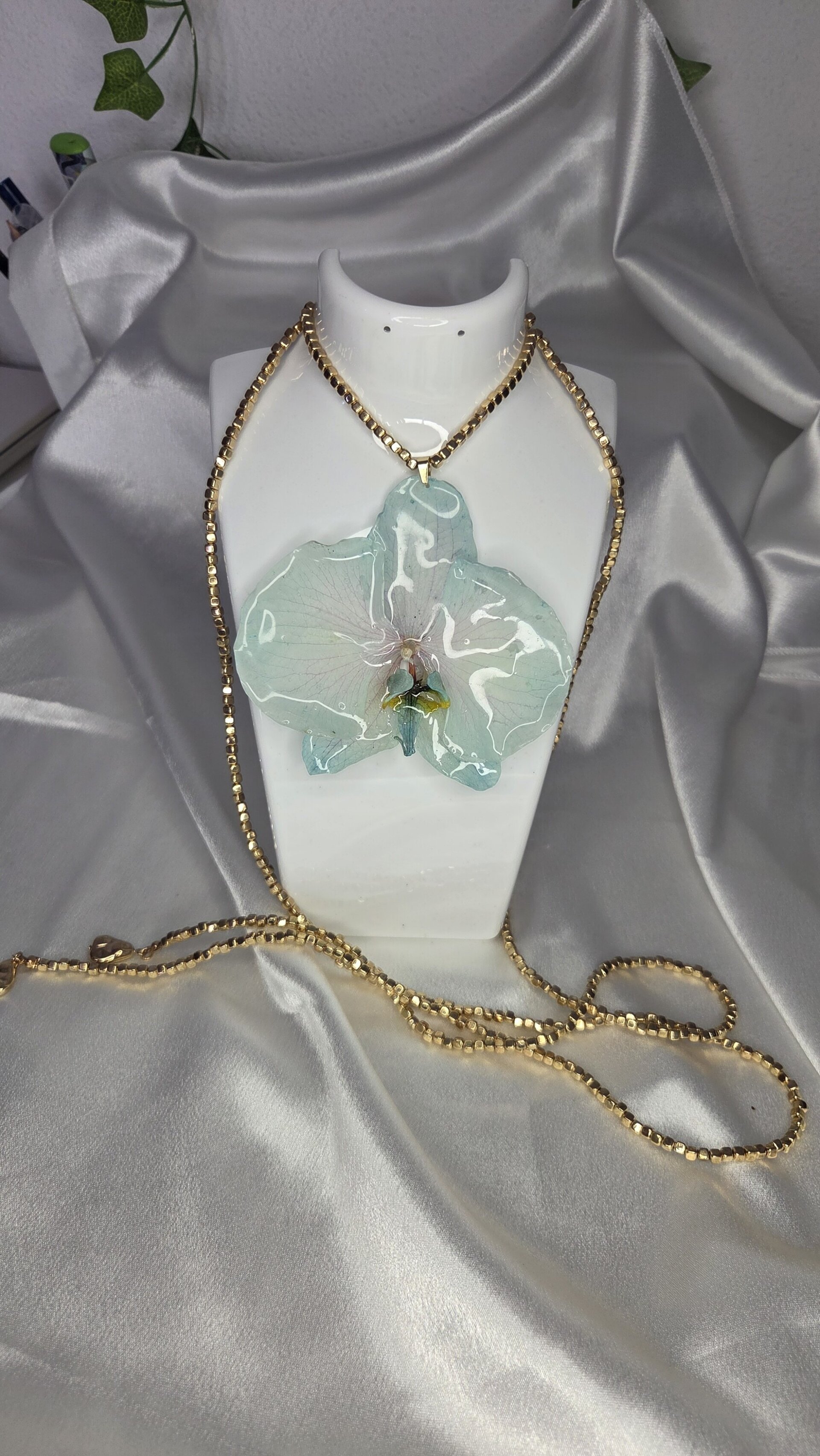Collar Orquídea - 4