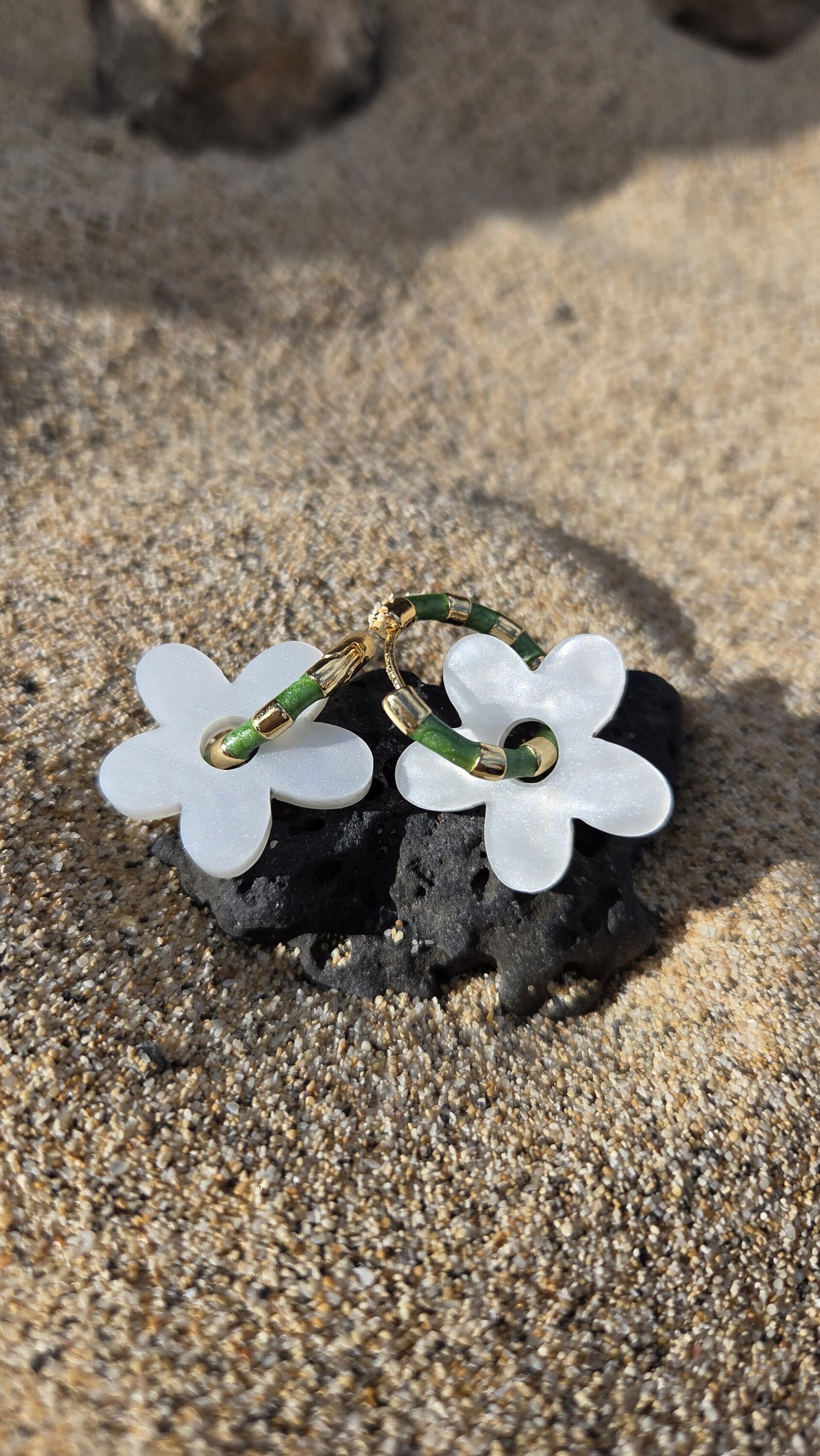 Flor blanca metacrilato - 2